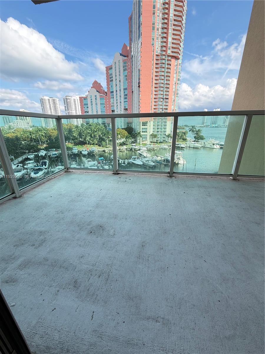 3340 NE 190th St #608, Aventura FL 33180
