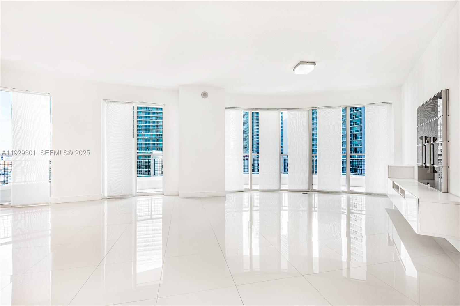 60 SW 13th St #1224, Miami FL 33130