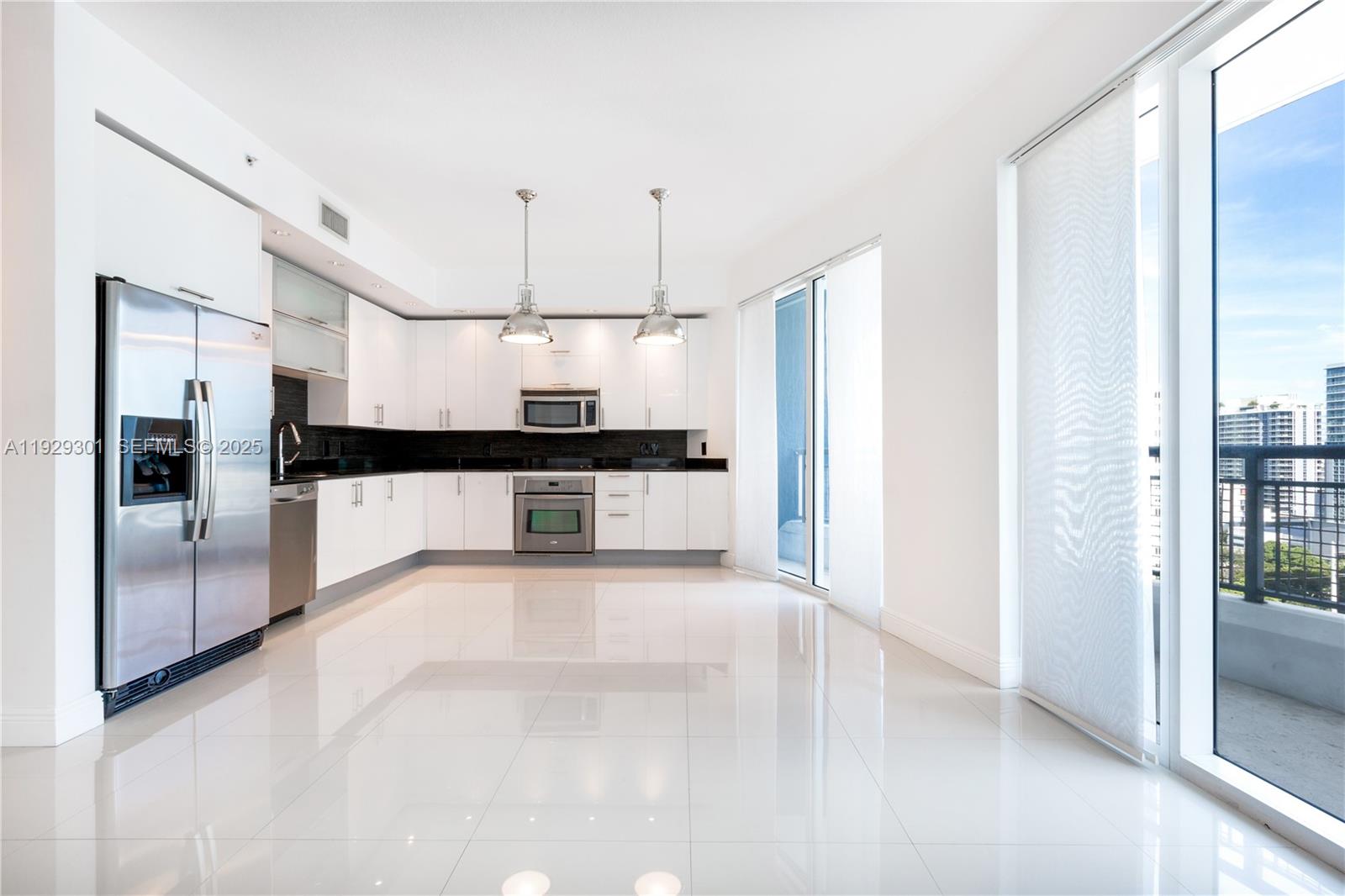 60 SW 13th St #1224, Miami FL 33130