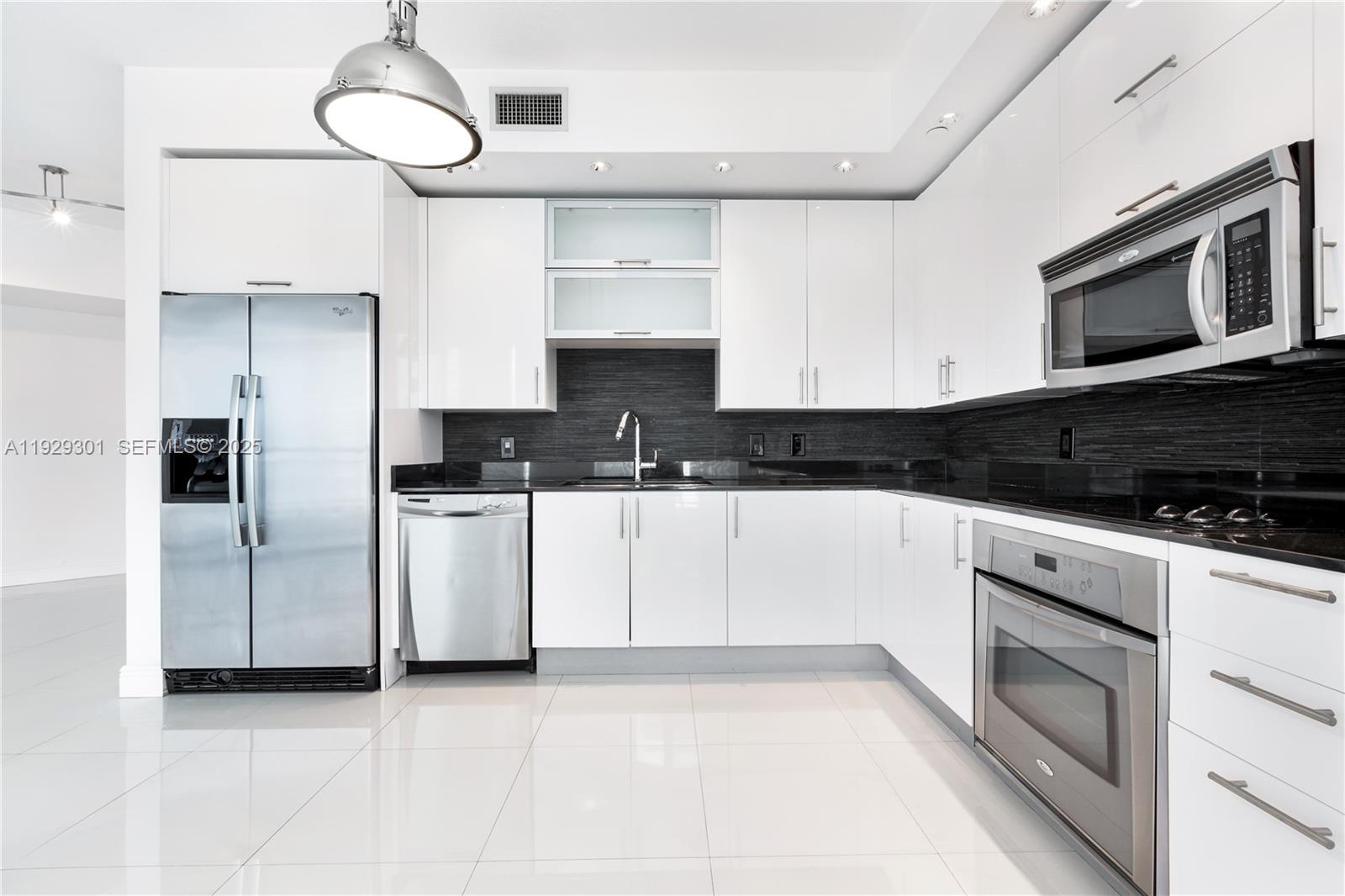 60 SW 13th St #1224, Miami FL 33130