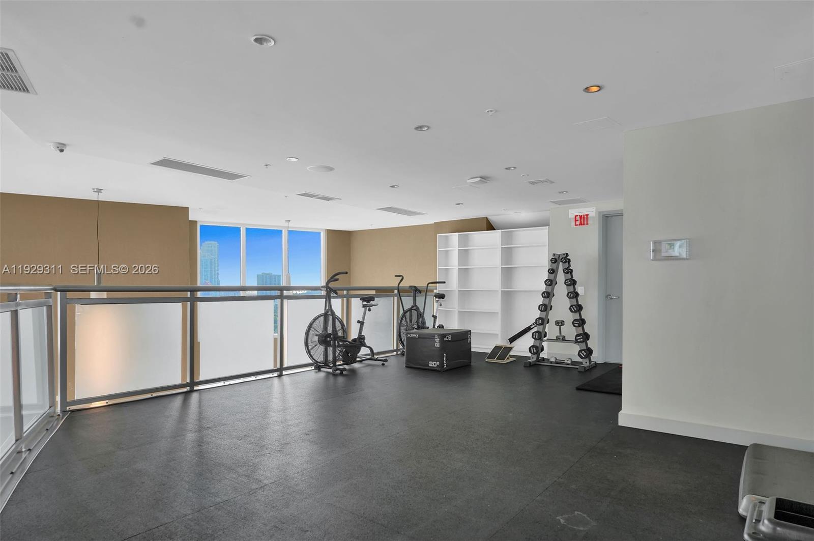 60 SW 13th St #4607, Miami FL 33130