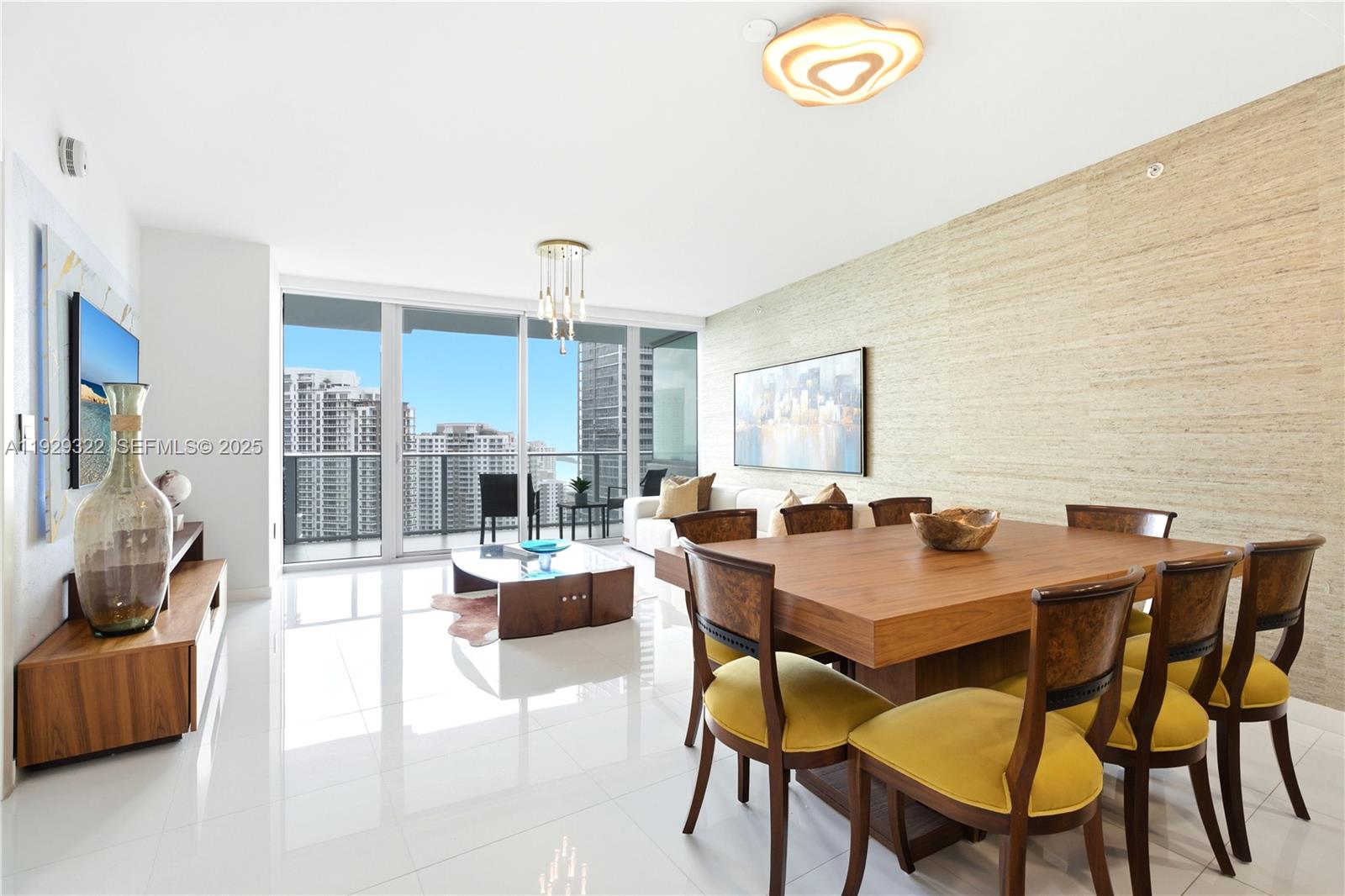 200 Biscayne Boulevard Way #3205, Miami FL 33131