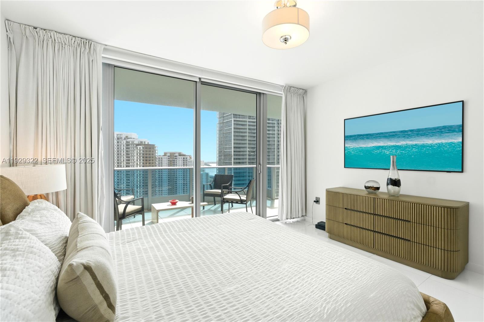 200 Biscayne Boulevard Way #3205, Miami FL 33131