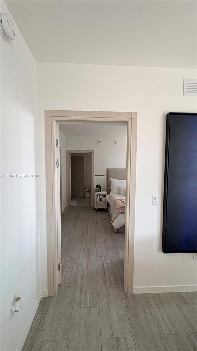 1000 Brickell Plz #4009, Miami FL 33131