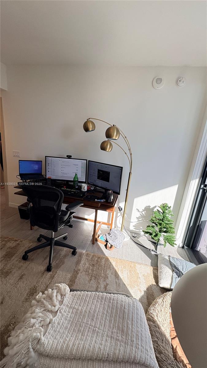 1000 Brickell Plz #4009, Miami FL 33131