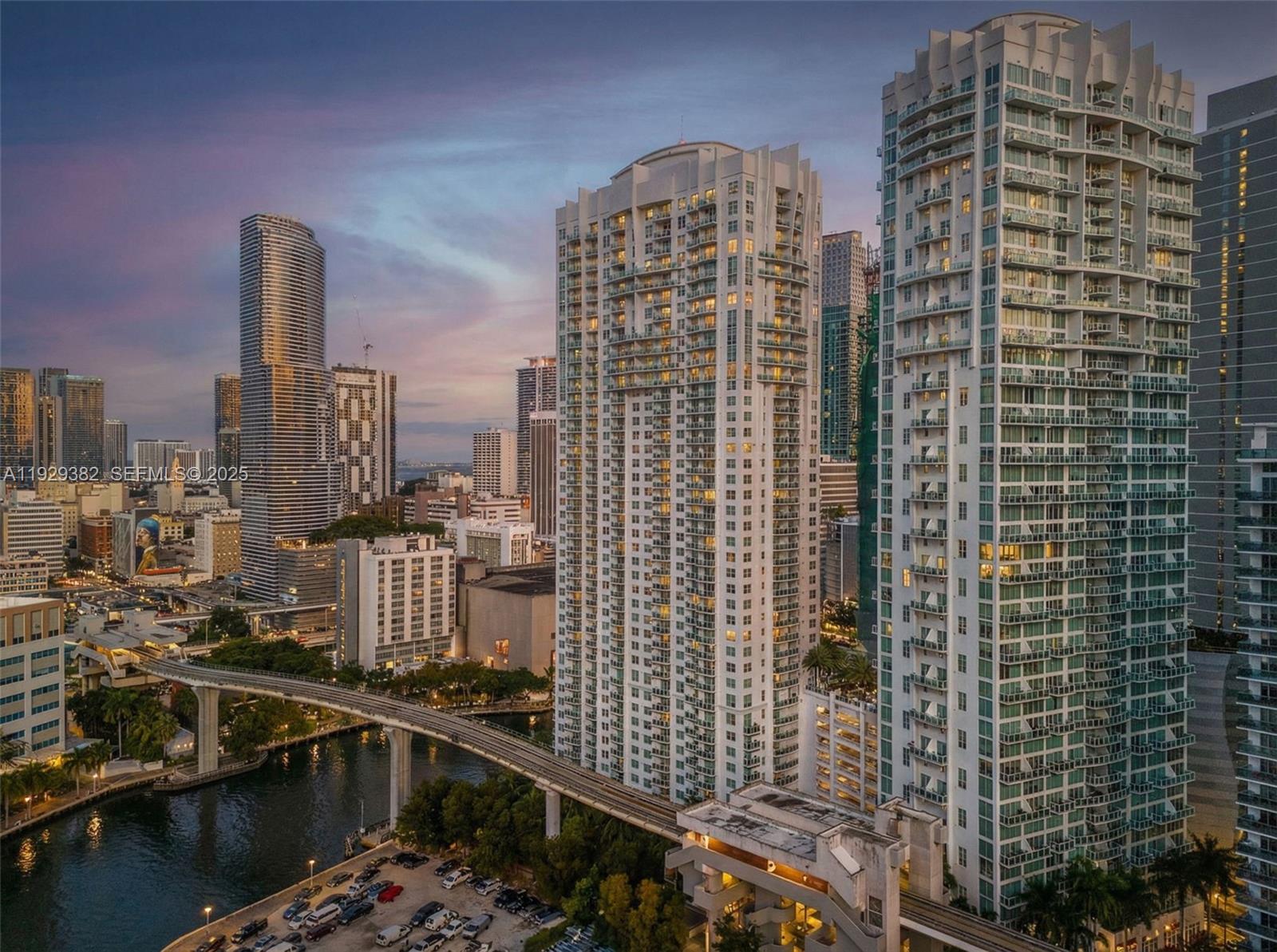 31 SE 5th St #4314, Miami FL 33131