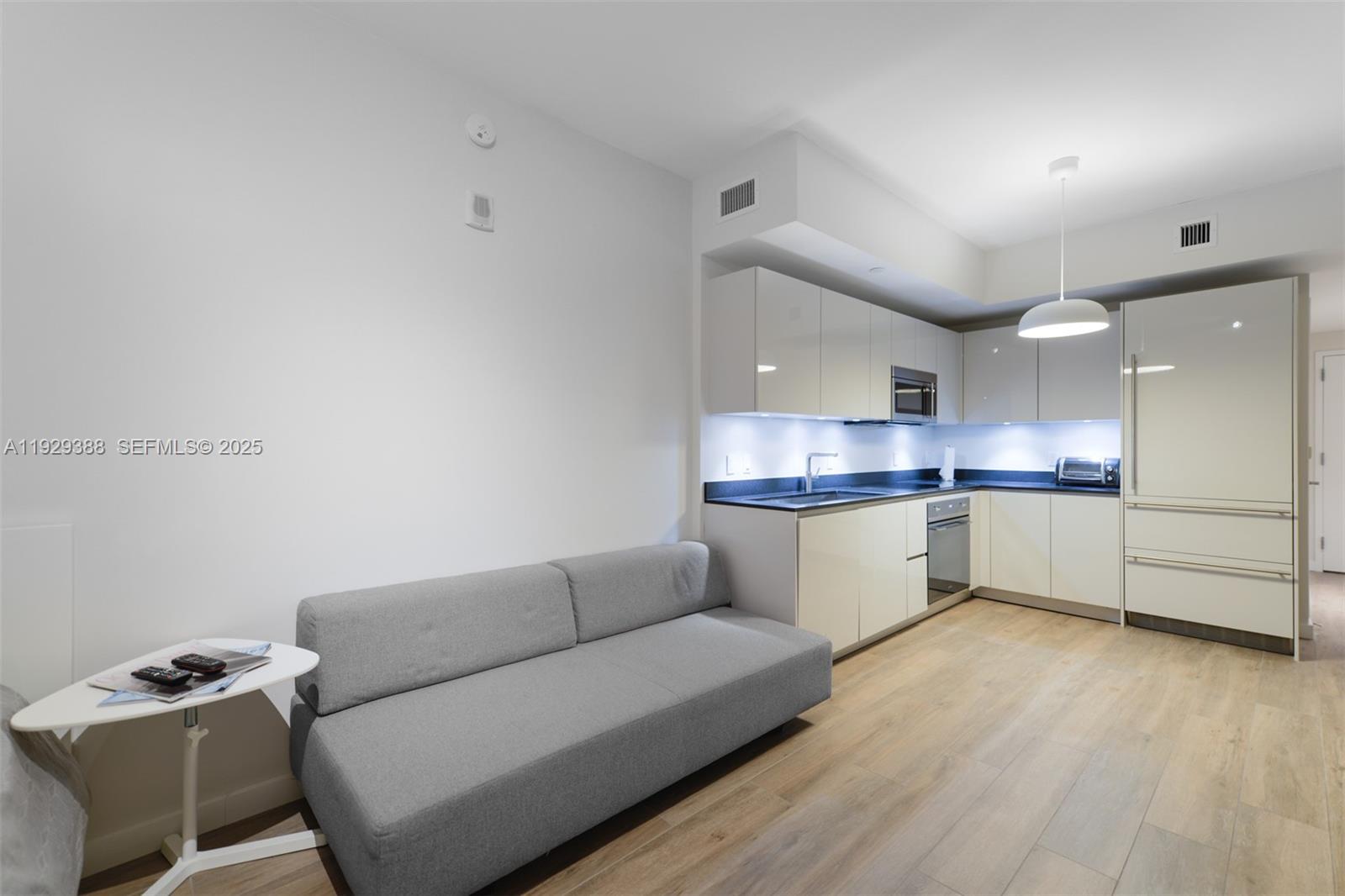 1010 Brickell Ave #3710, Miami FL 33131