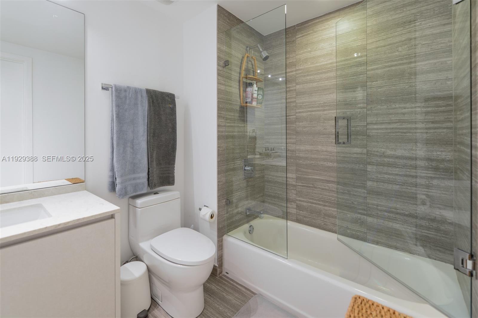 1010 Brickell Ave #3710, Miami FL 33131