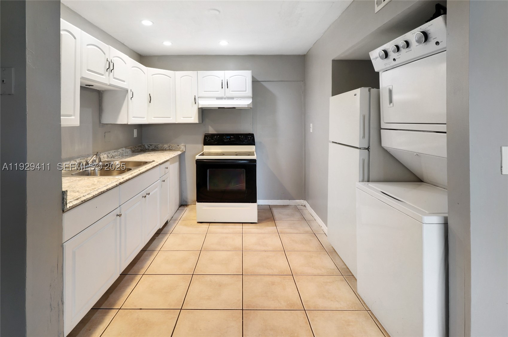 6352 Boulevard Of Champions #1, North Lauderdale FL 33068