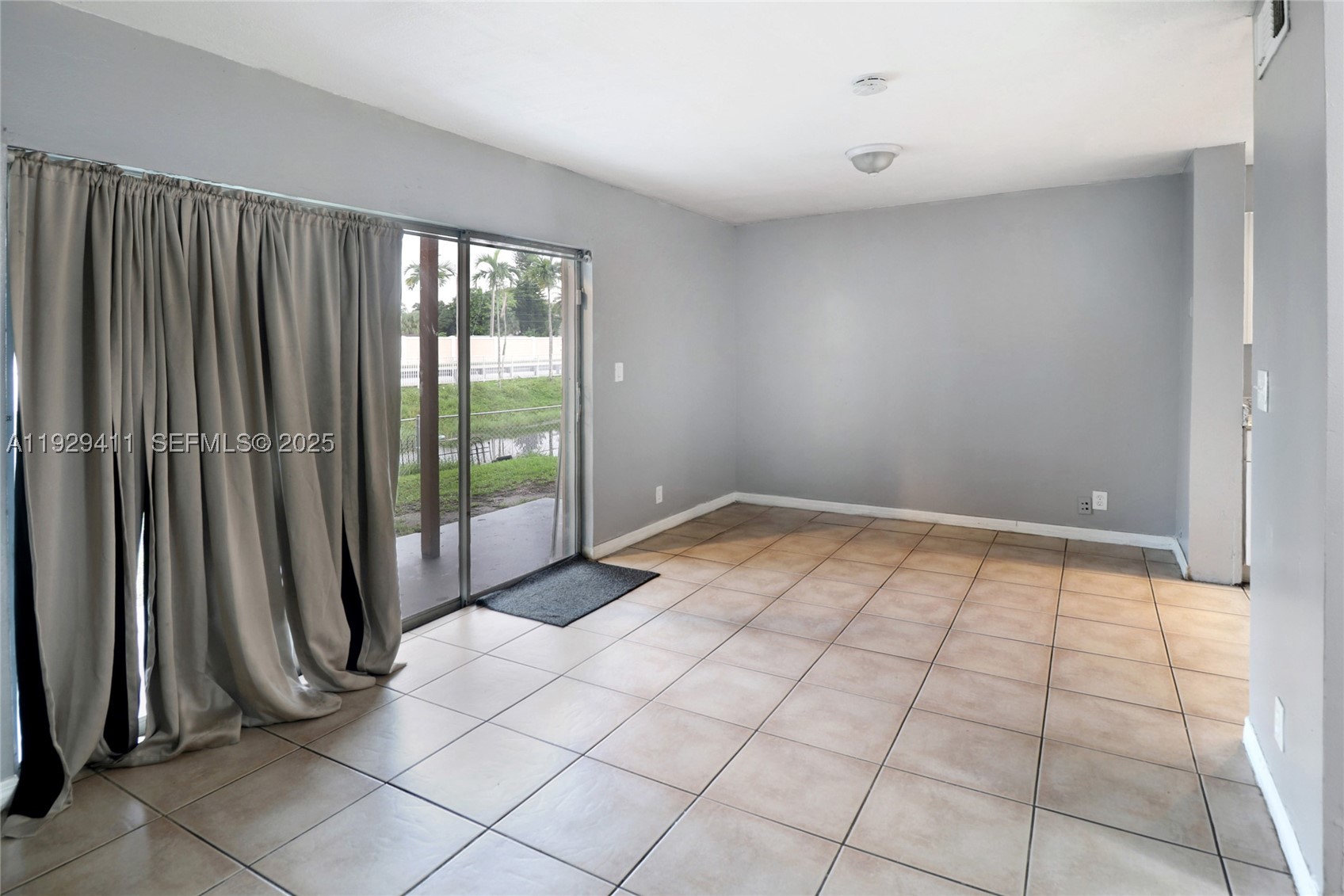 6352 Boulevard Of Champions #1, North Lauderdale FL 33068