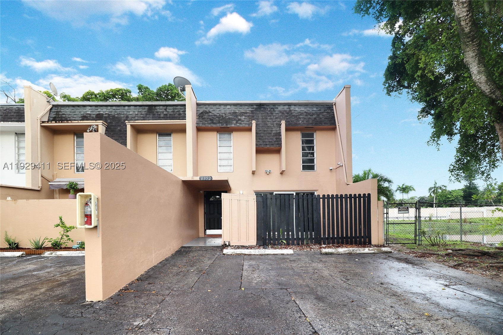 6352 Boulevard Of Champions #1, North Lauderdale FL 33068