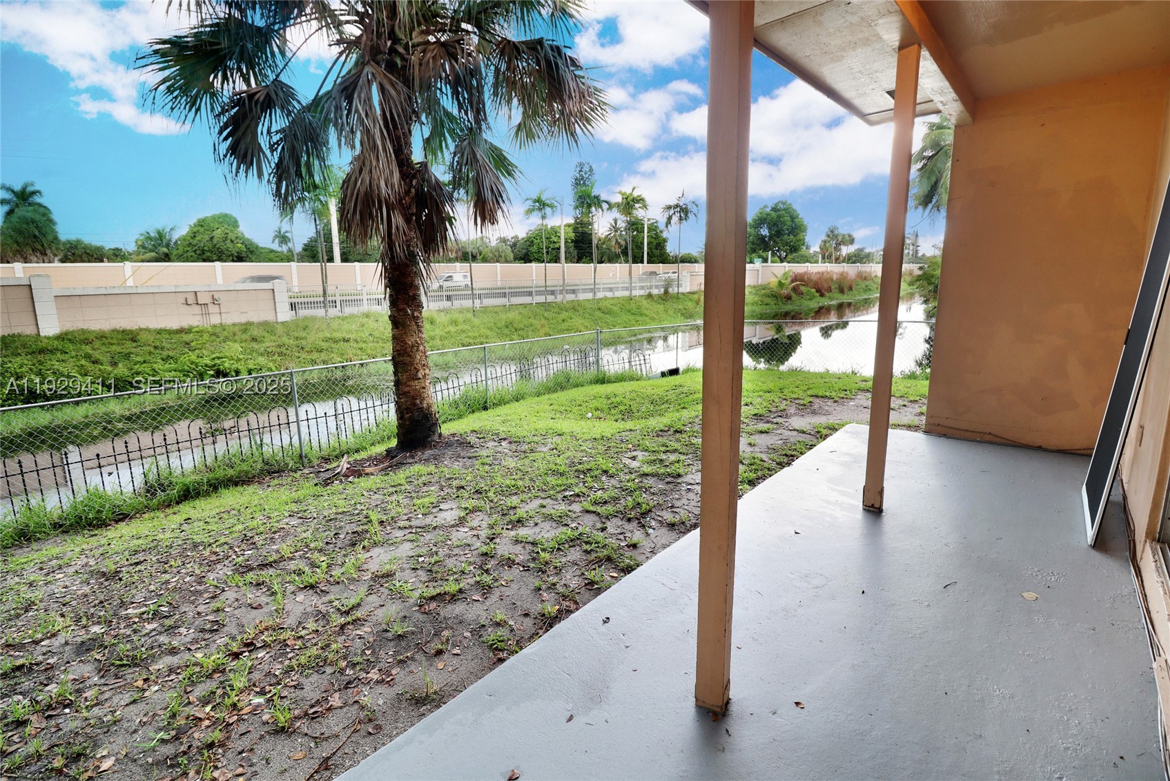 6352 Boulevard Of Champions #1, North Lauderdale FL 33068