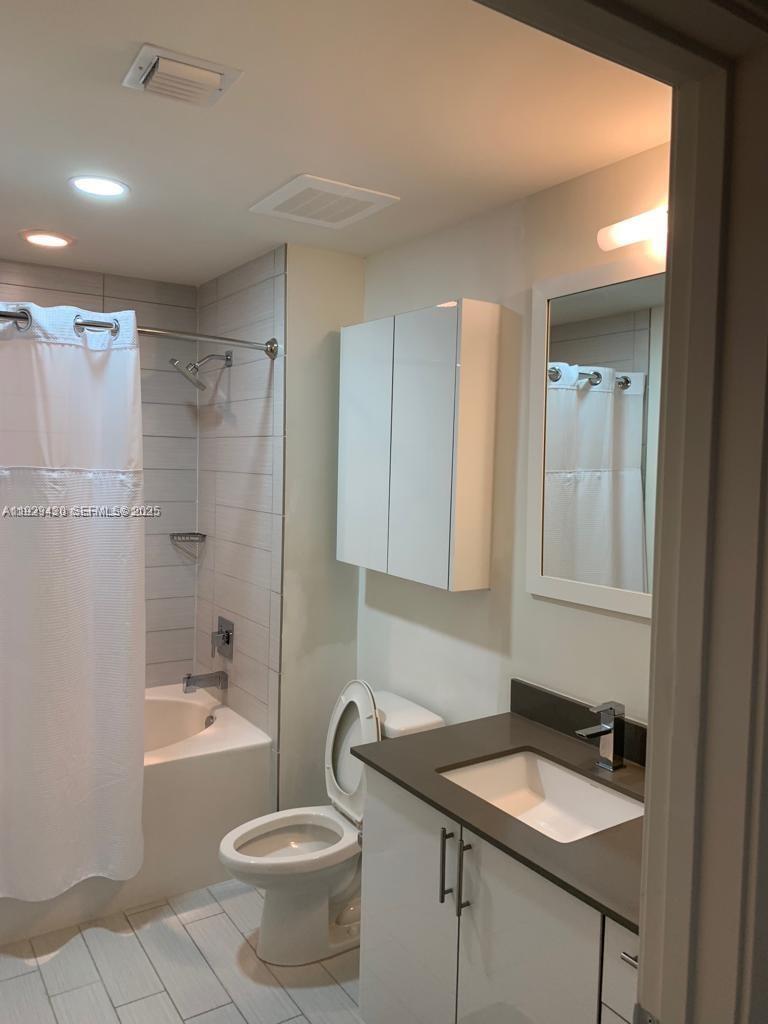 999 SW 1st Ave #1216, Miami FL 33130