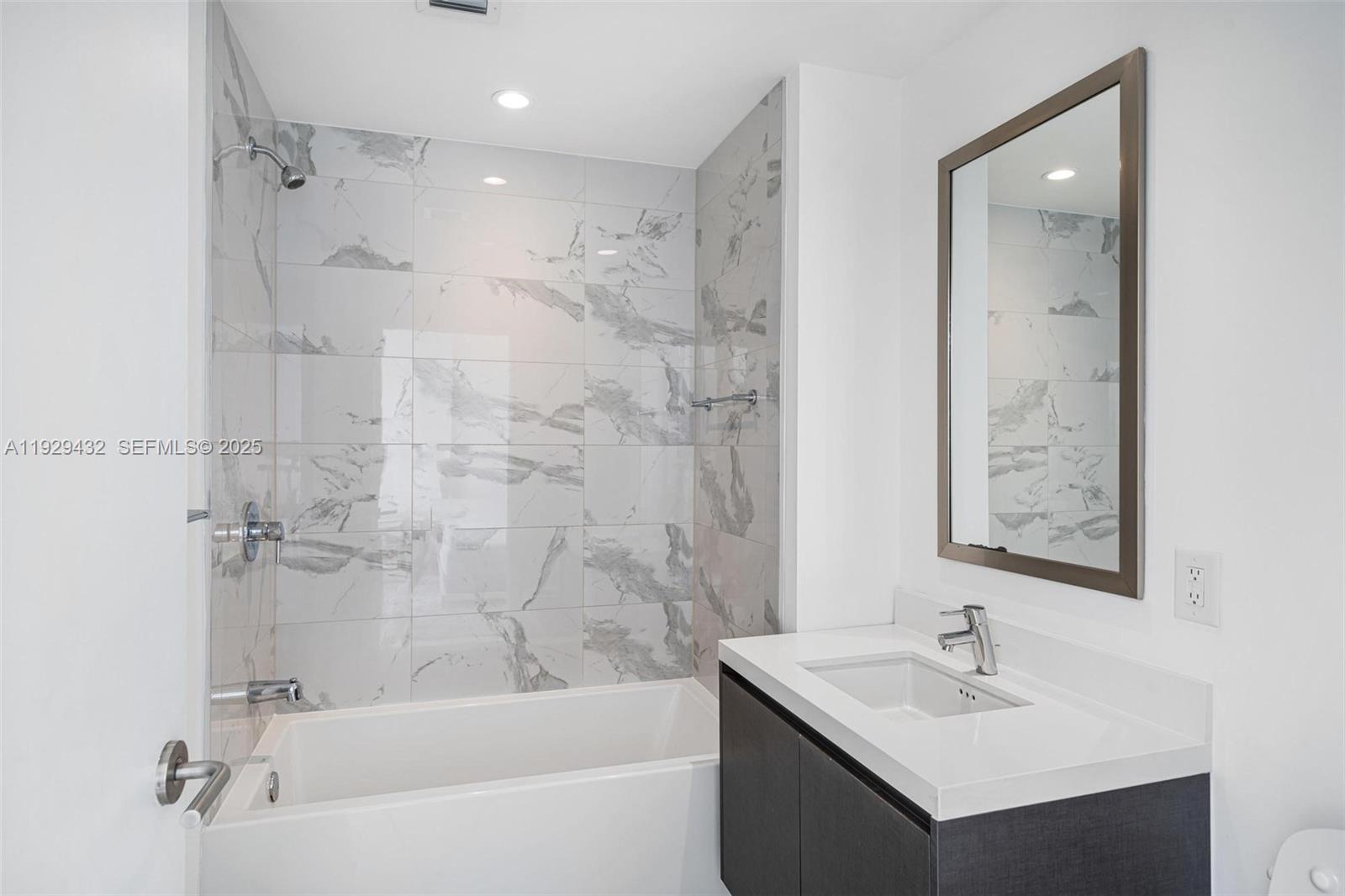 851 NE 1st Ave #4603, Miami FL 33132