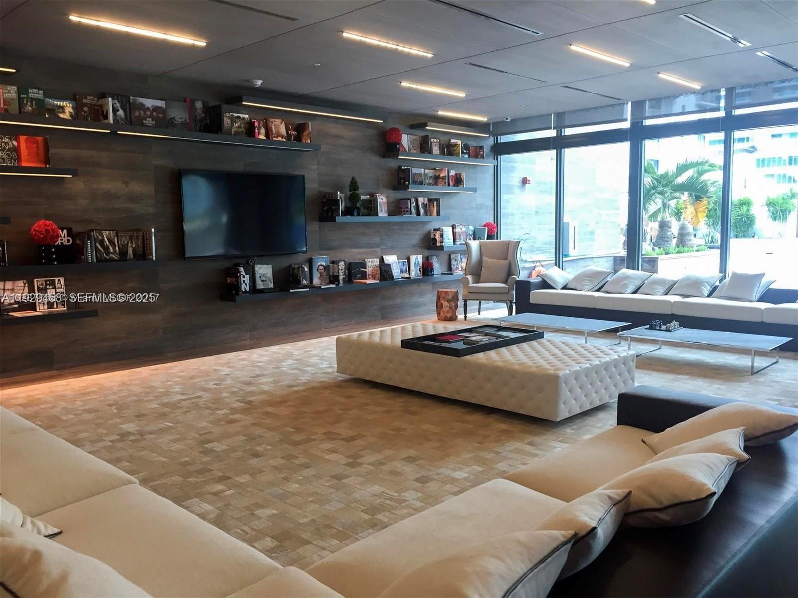 1080 Brickell Ave #3007, Miami FL 33131