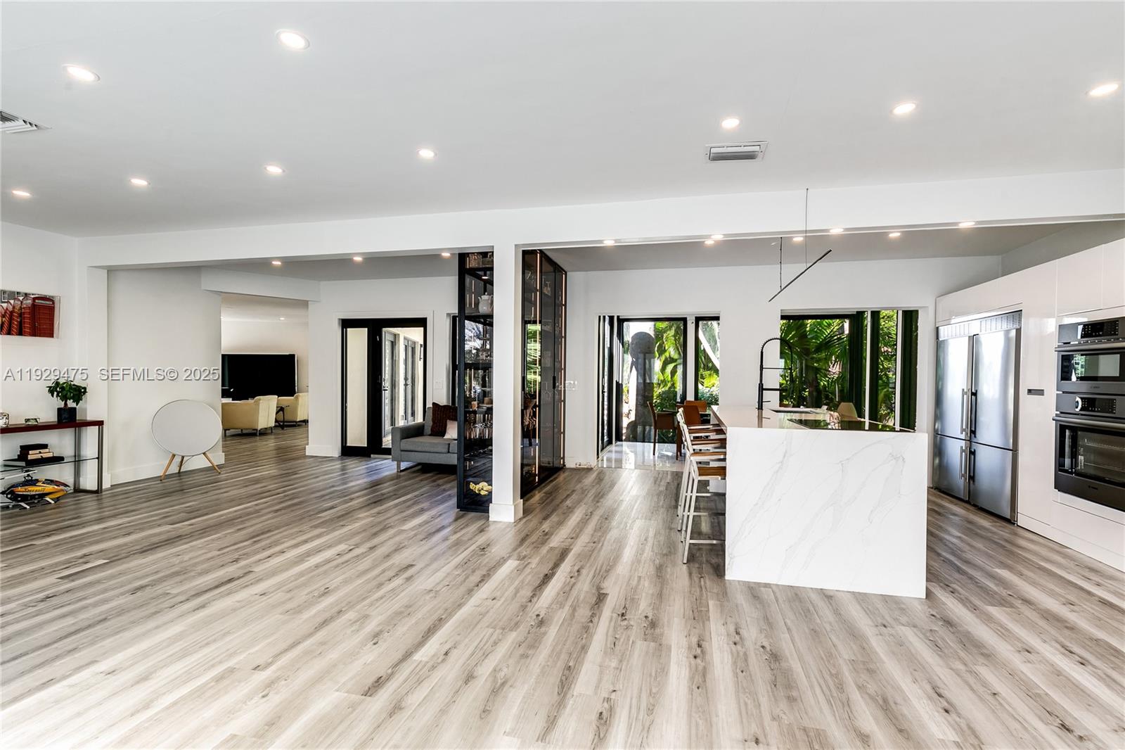 1349 Middle River Dr, Fort Lauderdale FL 33308