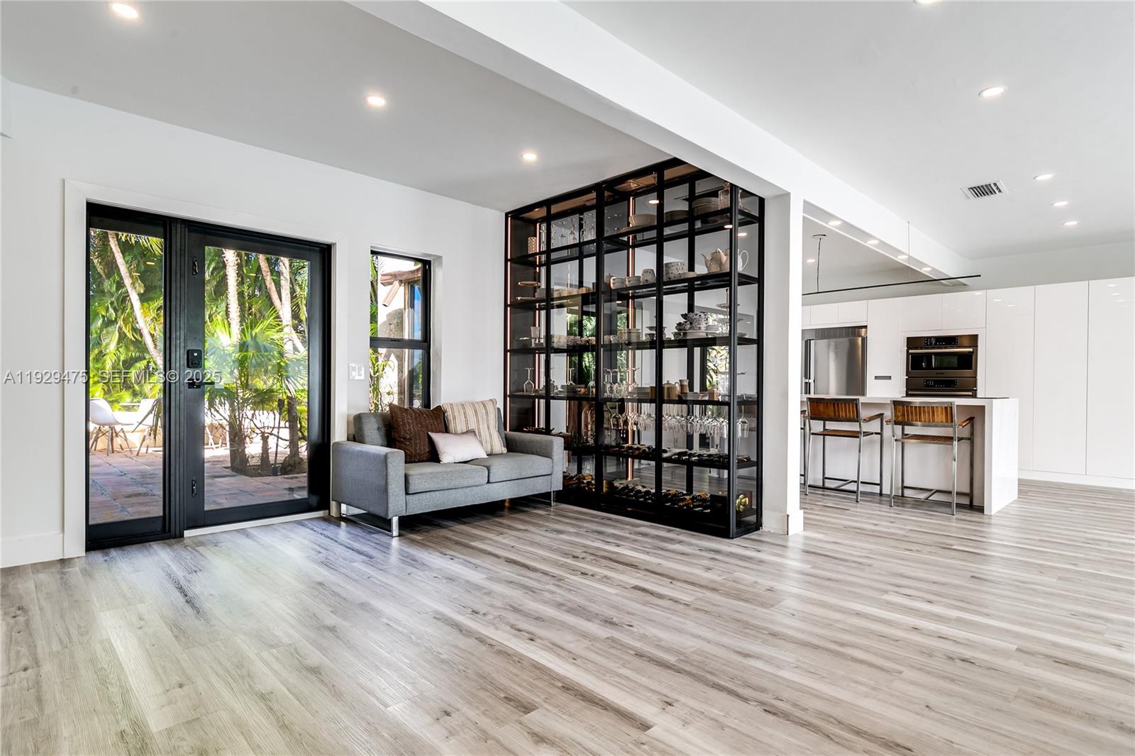 1349 Middle River Dr, Fort Lauderdale FL 33308