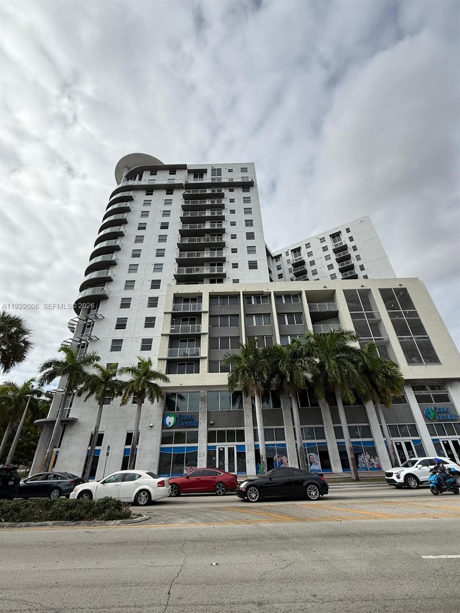 1 Glen Royal Pkwy #1612, Miami FL 33125