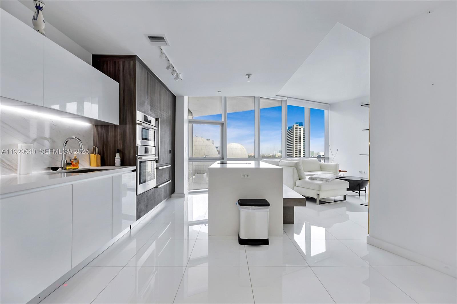 851 NE 1st Ave #1202, Miami FL 33132