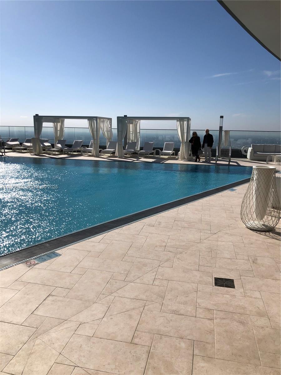 1000 Brickell Plz #2011, Miami FL 33131