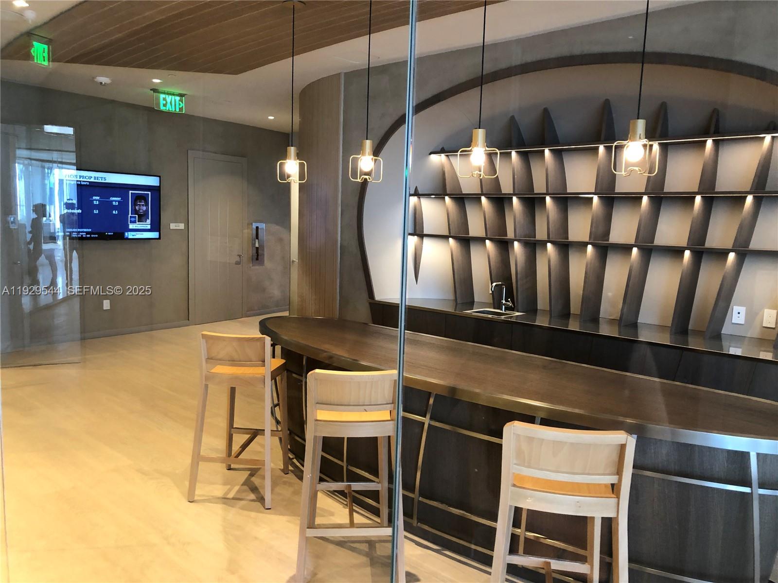 1000 Brickell Plz #2011, Miami FL 33131