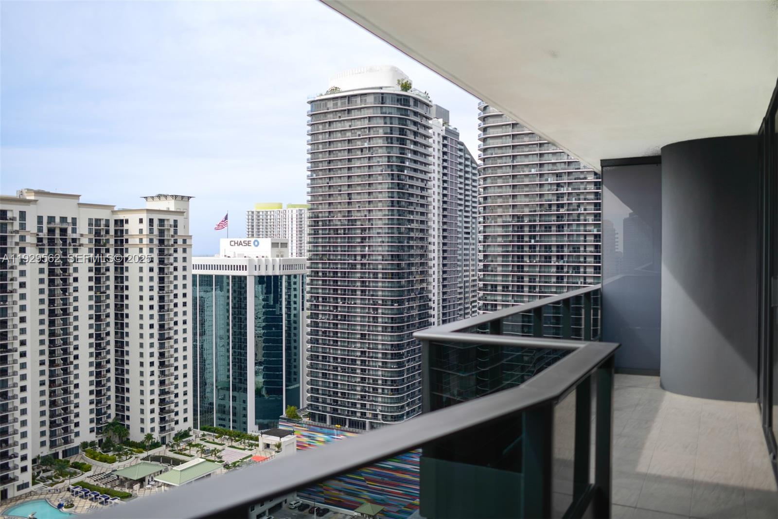 1000 Brickell Plz #3208, Miami FL 33131