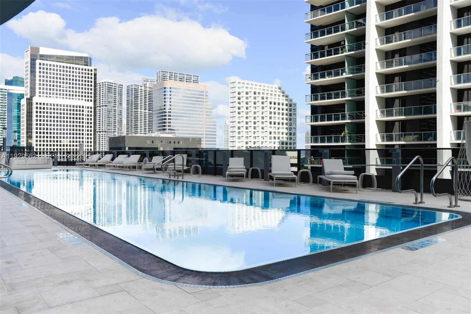 1000 Brickell Plz #3208, Miami FL 33131