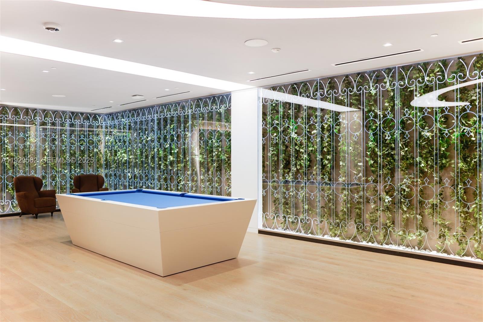 1000 Brickell Plz #3208, Miami FL 33131