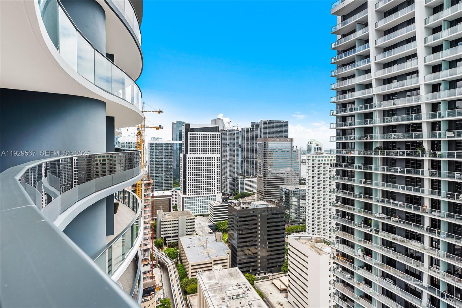 1000 Brickell Plz #4005, Miami FL 33131