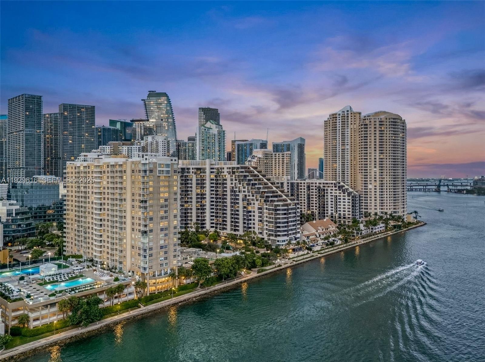770 Claughton Island Dr #1401, Miami FL 33131