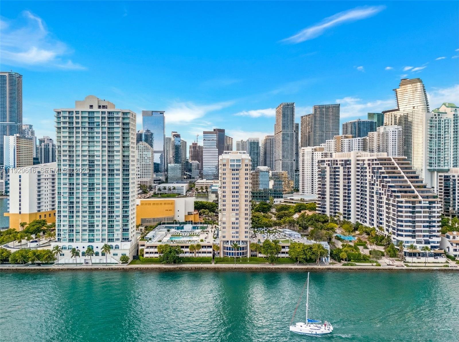 770 Claughton Island Dr #1401, Miami FL 33131