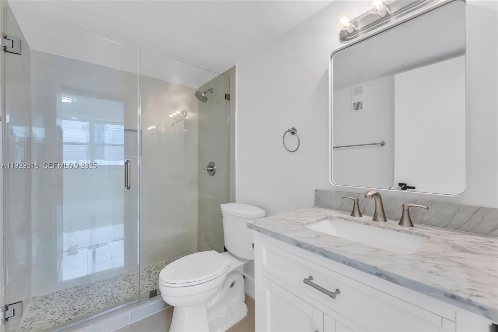 770 Claughton Island Dr #1401, Miami FL 33131