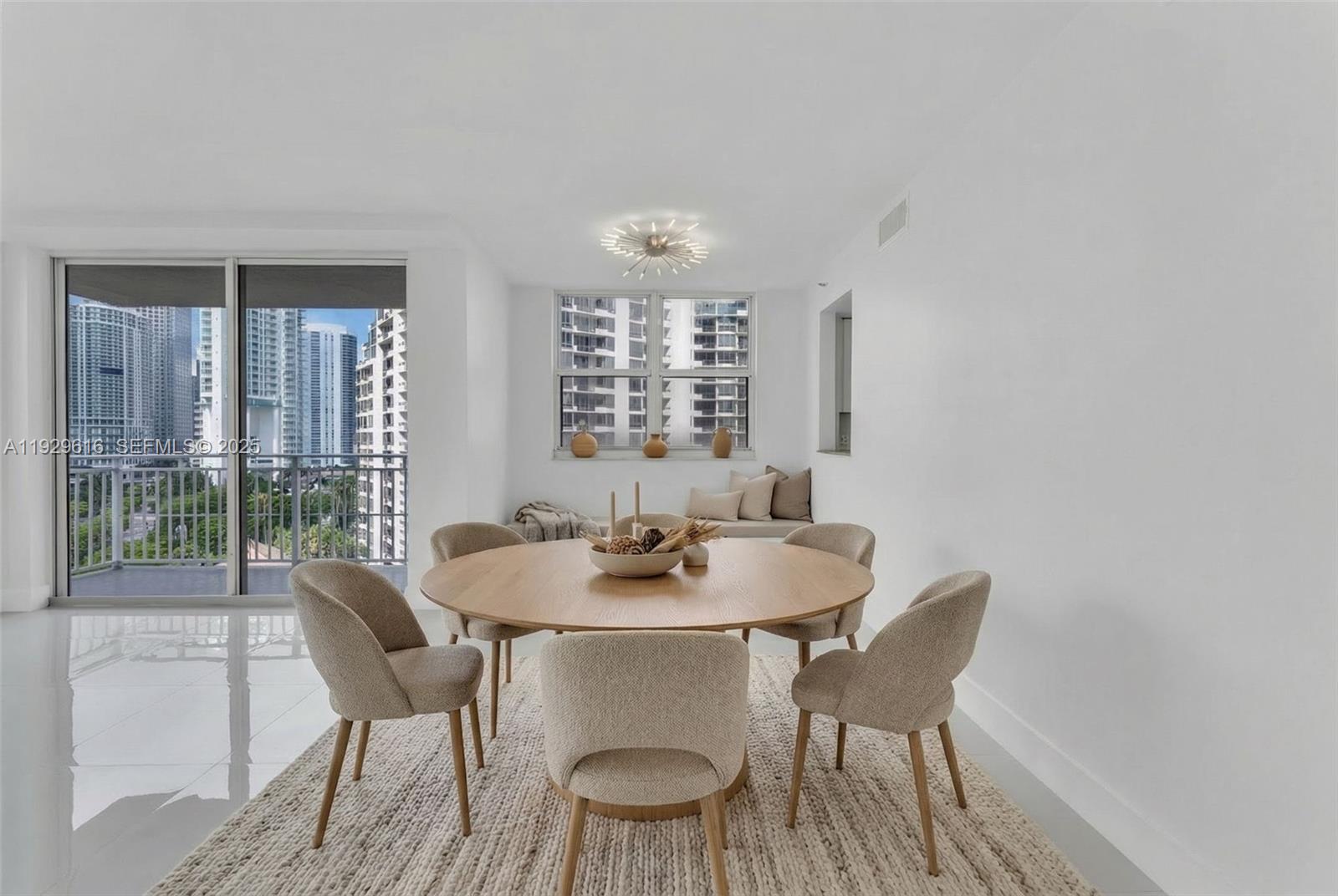 770 Claughton Island Dr #1401, Miami FL 33131