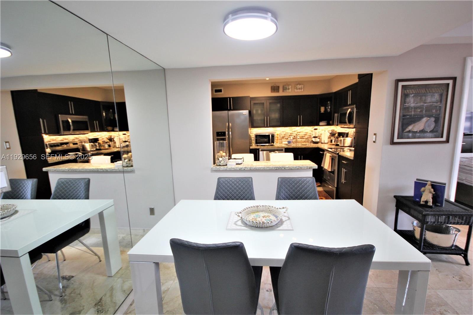 5161 Collins Ave #1610, Miami Beach FL 33140