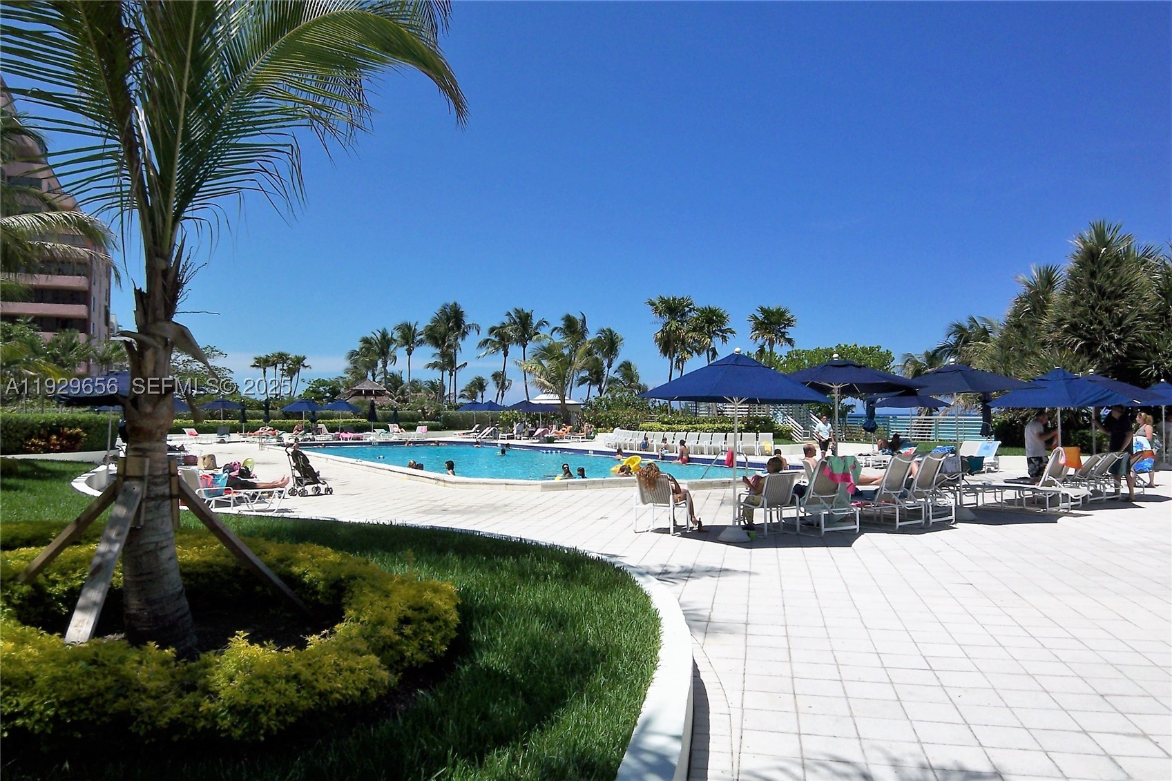 5161 Collins Ave #1610, Miami Beach FL 33140