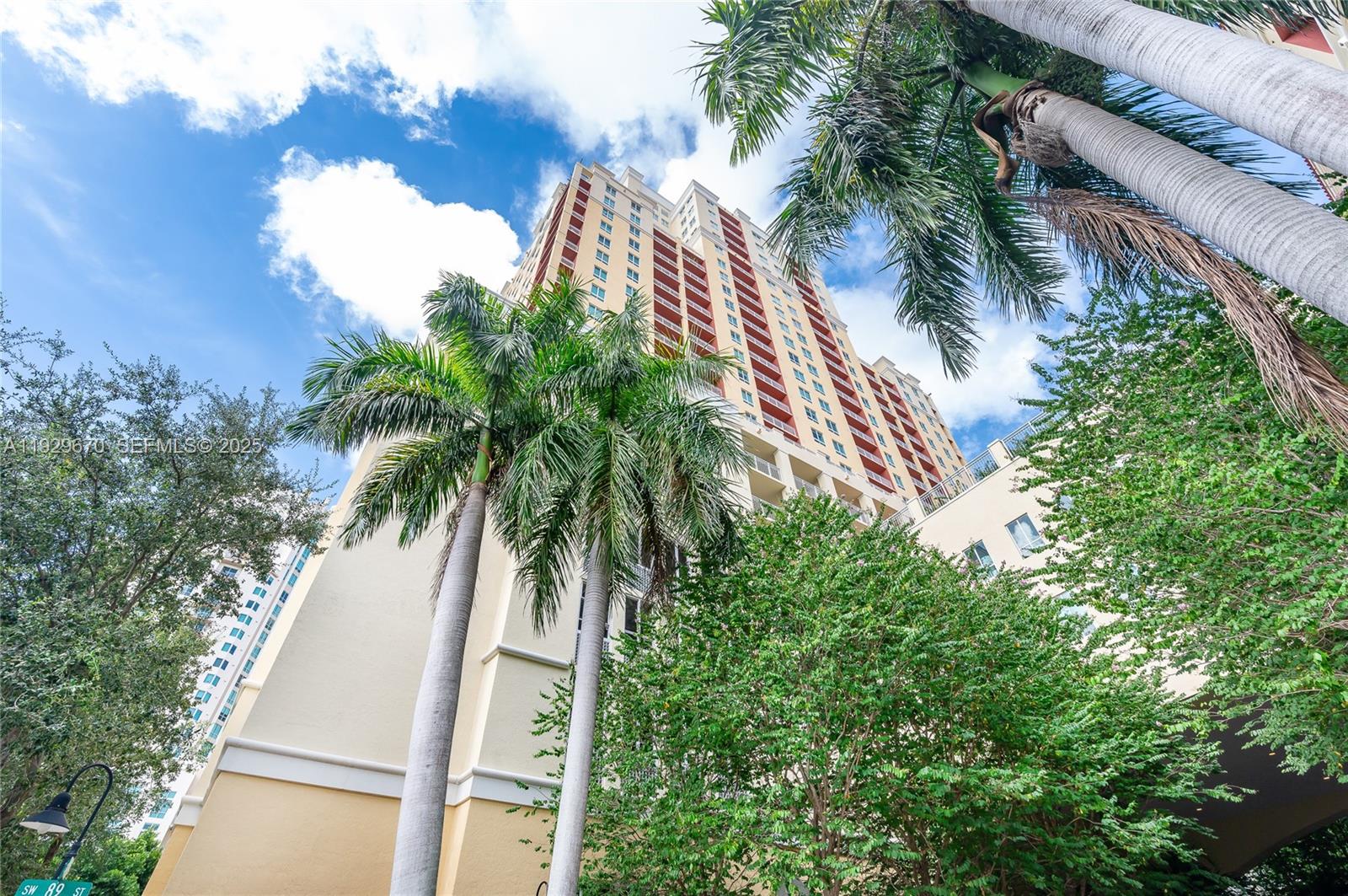 7350 SW 89th St #1702S, Miami FL 33156