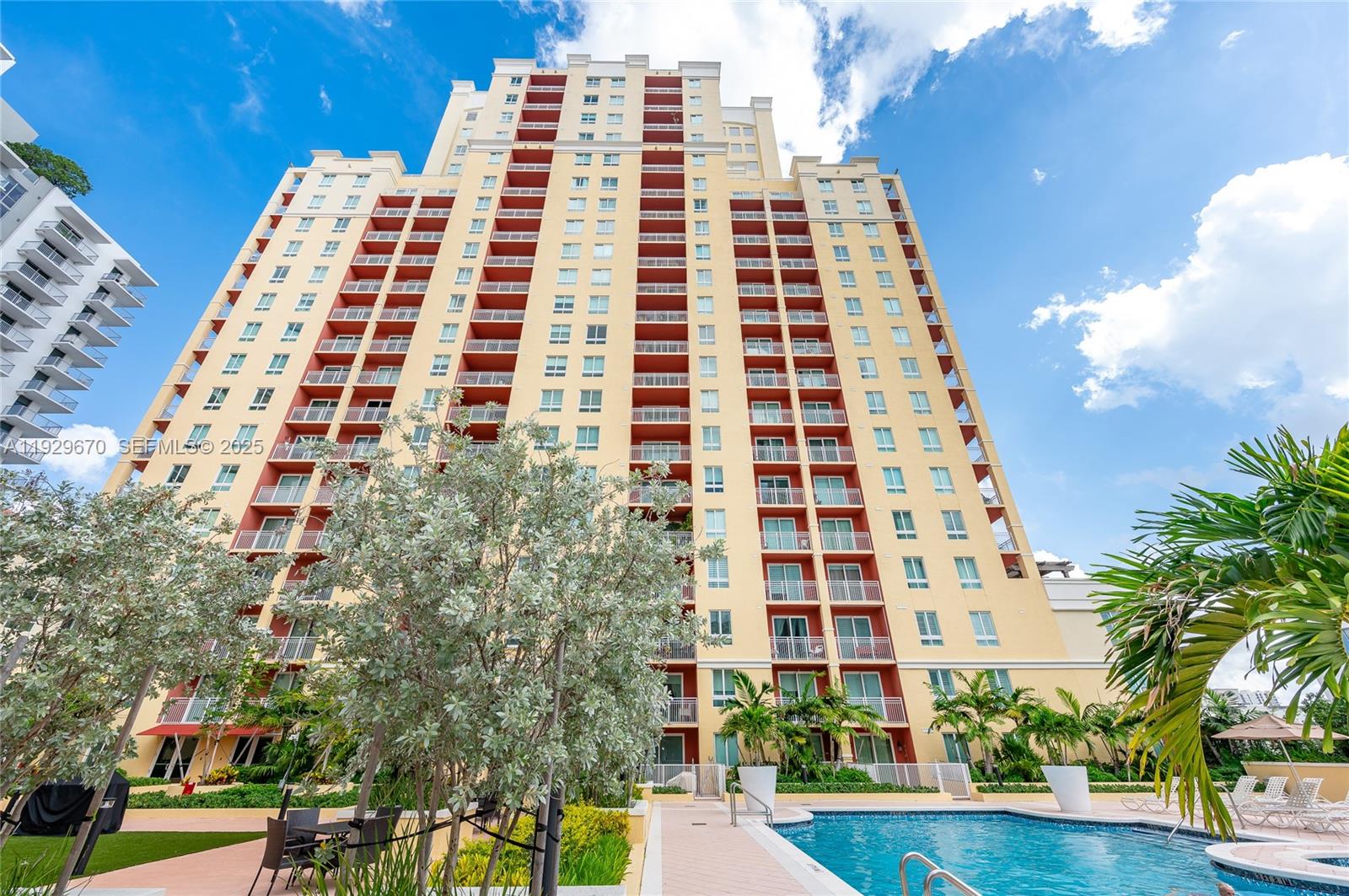 7350 SW 89th St #1702S, Miami FL 33156