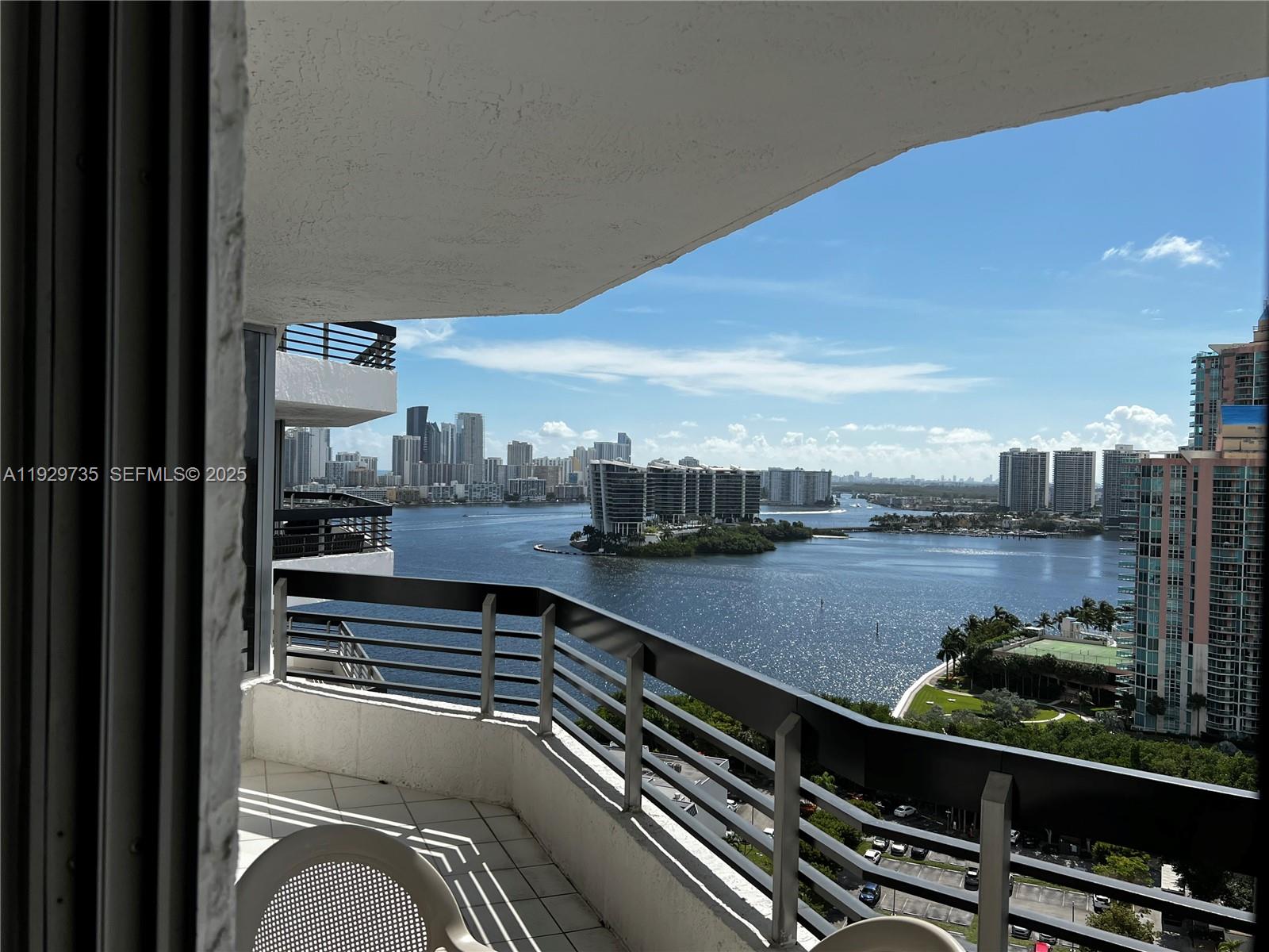 3400 NE 192nd St #2102, Aventura FL 33180