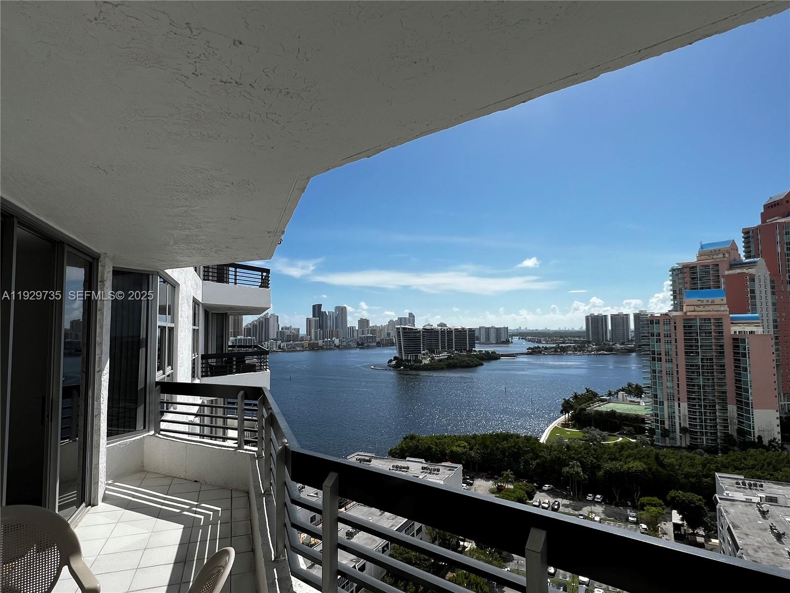 3400 NE 192nd St #2102, Aventura FL 33180
