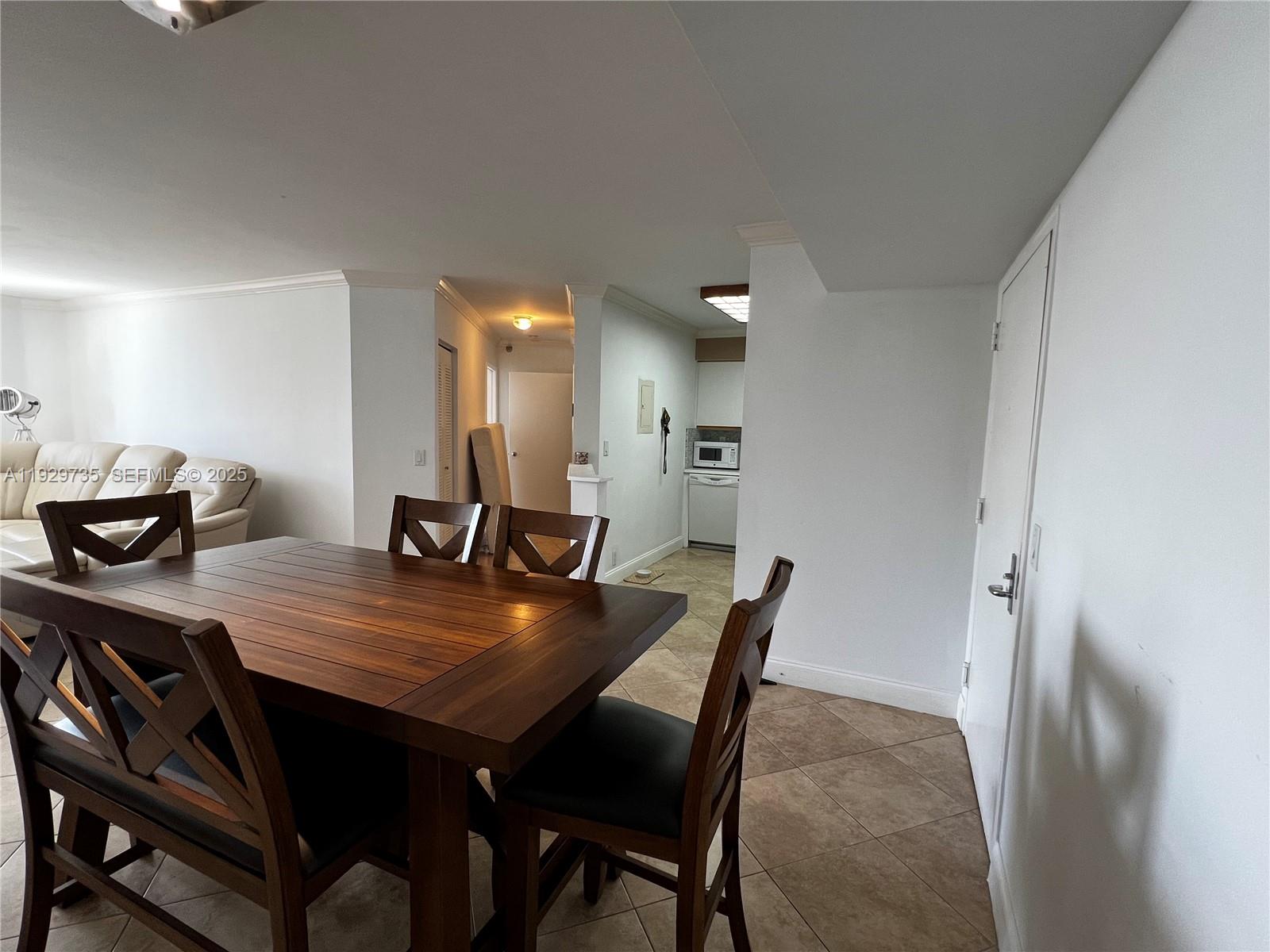3400 NE 192nd St #2102, Aventura FL 33180