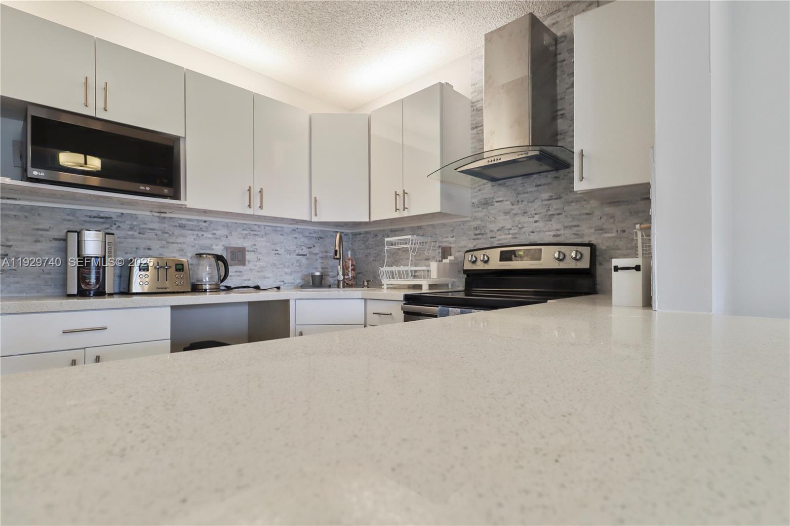 313 Knotty Pine Cir #A-2, Green Acres FL 33463
