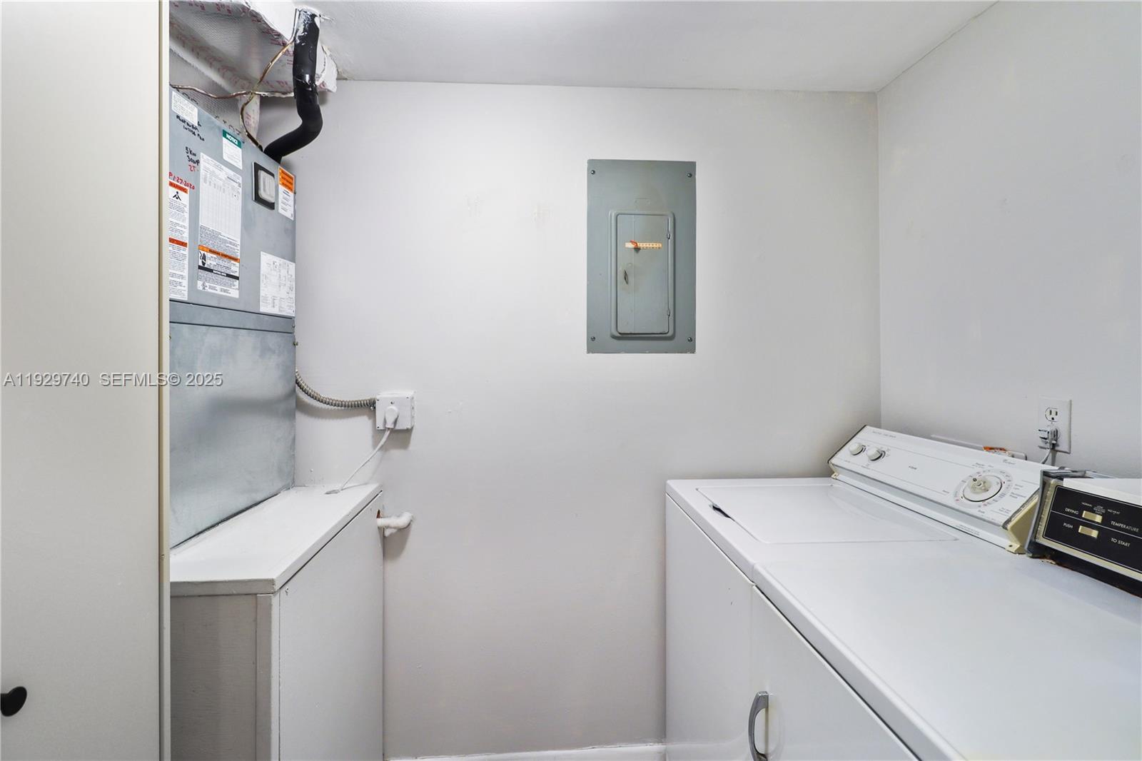 313 Knotty Pine Cir #A-2, Green Acres FL 33463