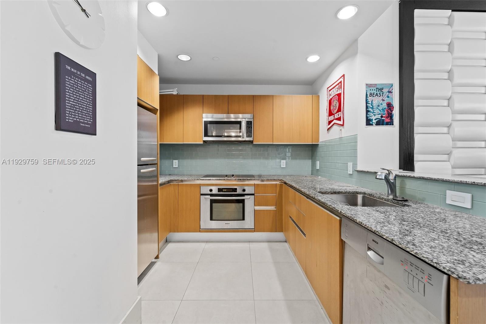 1050 Brickell Ave #1706, Miami FL 33131