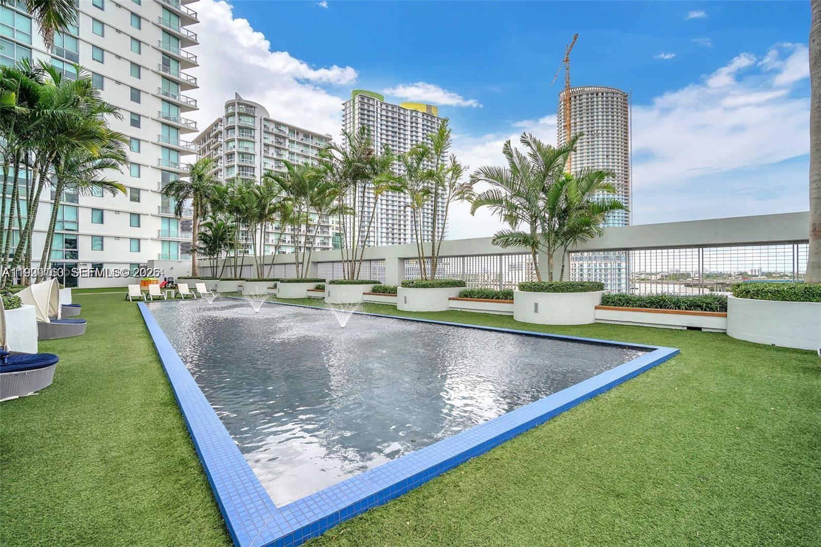 92 SW 3rd St #4704, Miami FL 33130