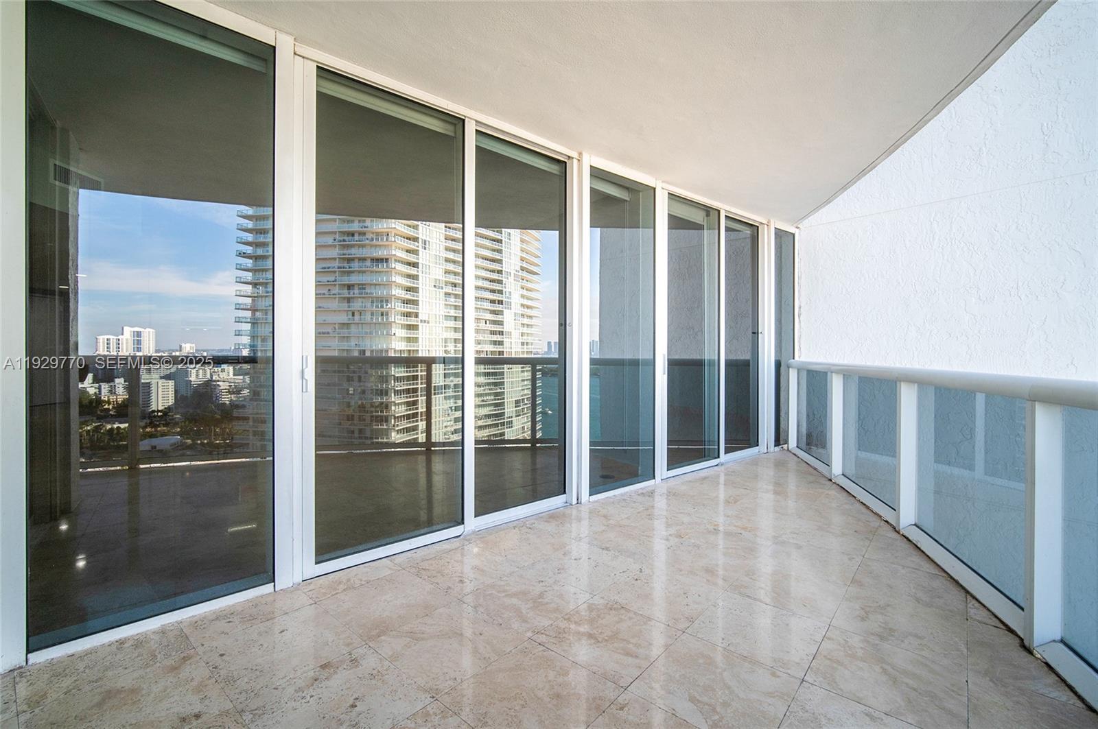 400 Alton Rd #2309, Miami Beach FL 33139