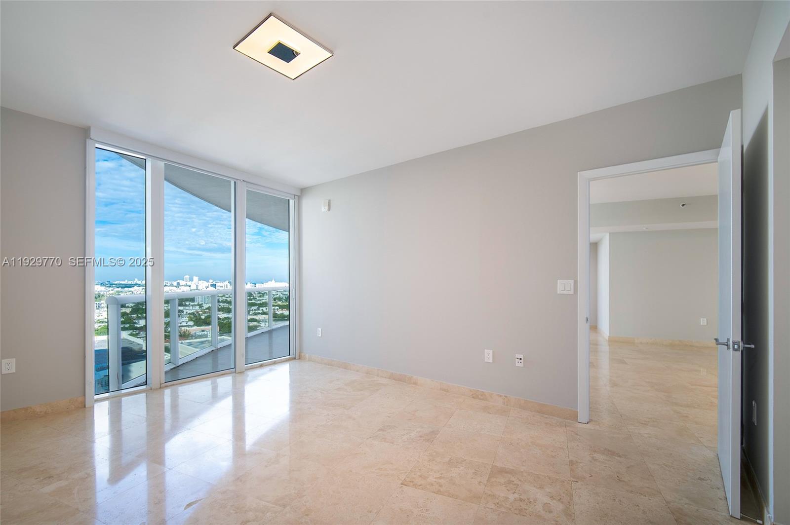 400 Alton Rd #2309, Miami Beach FL 33139