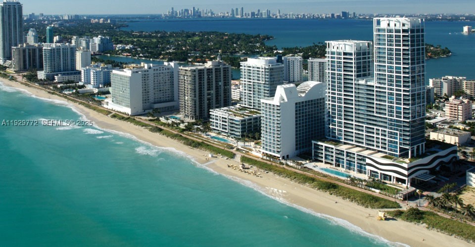 6801 Collins Ave #309, Miami Beach FL 33141