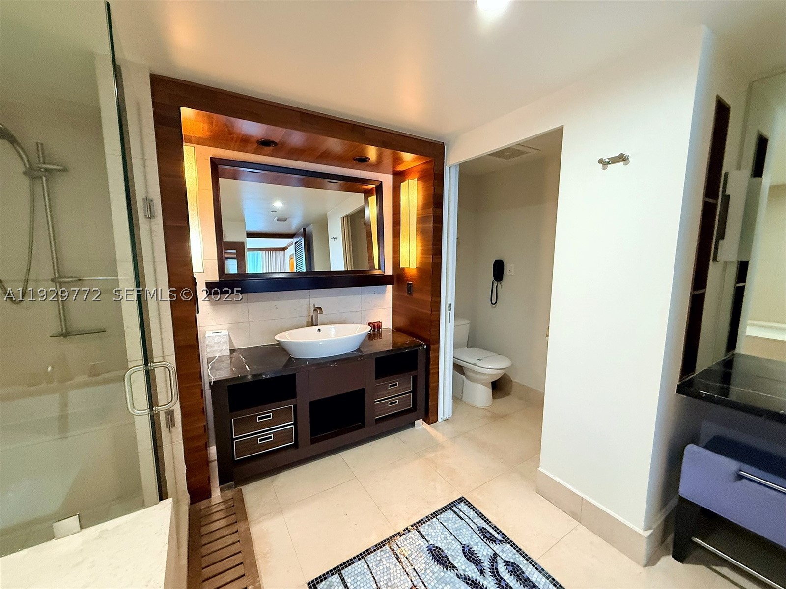 6801 Collins Ave #309, Miami Beach FL 33141