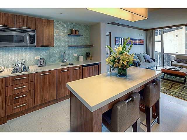 6801 Collins Ave #309, Miami Beach FL 33141