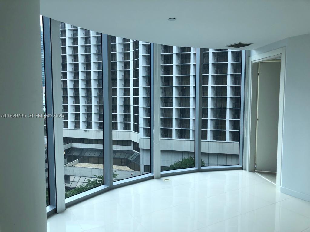 200 Biscayne Boulevard Way #902, Miami FL 33131